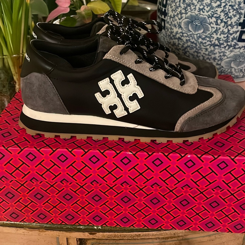 Brand new Tory Burch sneakers